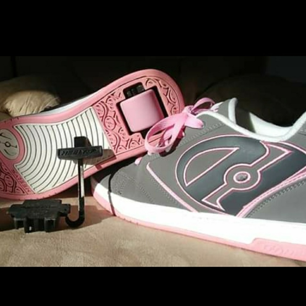 Heelys Roller Shoes
